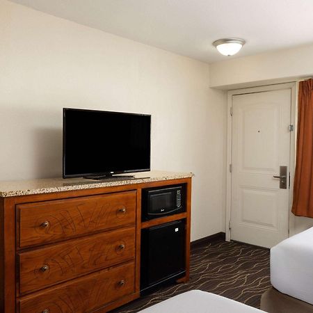 Ramada By Wyndham Elko Hotel At Stockmen'S Casino Exterior foto