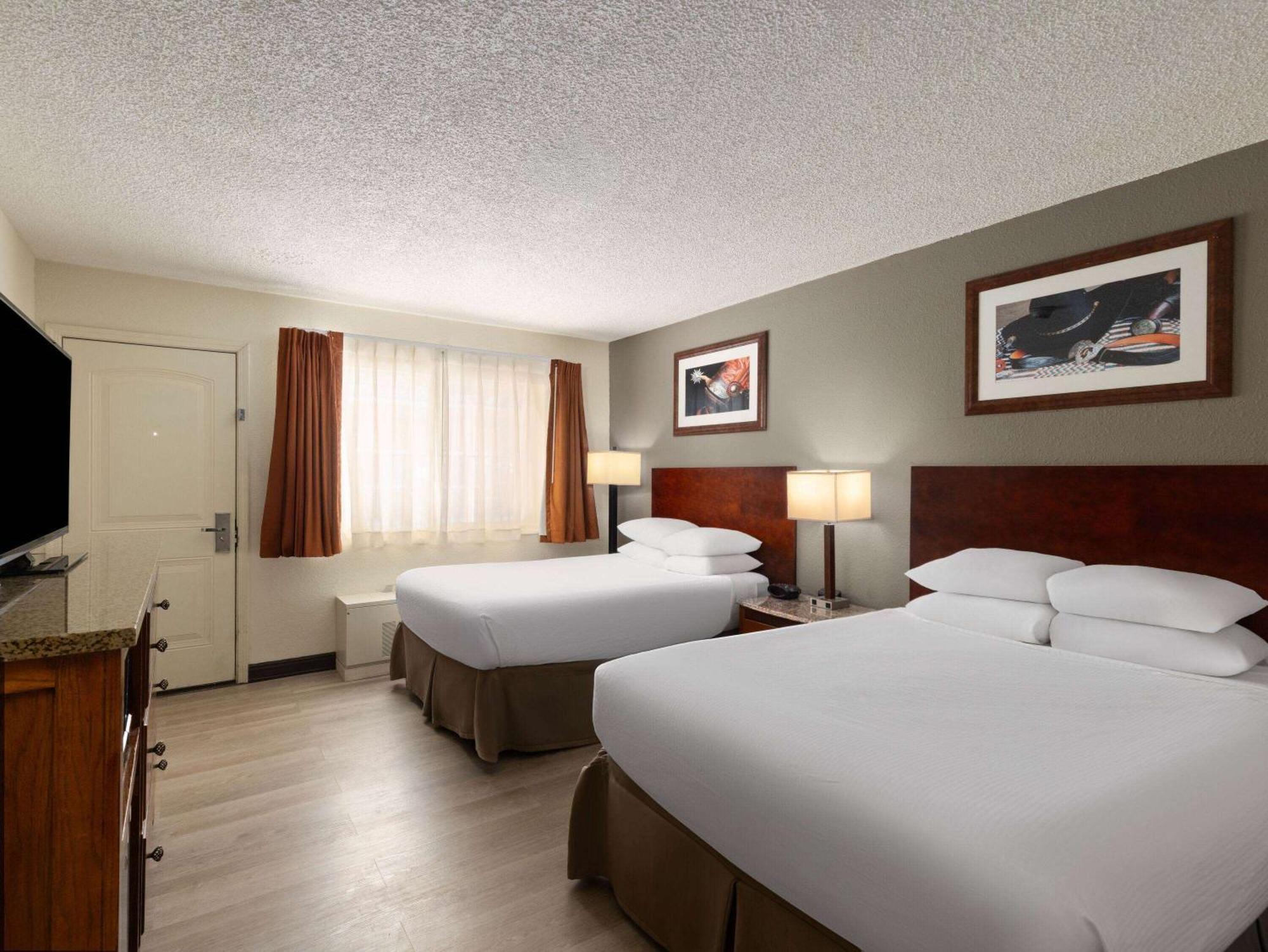 Ramada By Wyndham Elko Hotel At Stockmen'S Casino Exterior foto