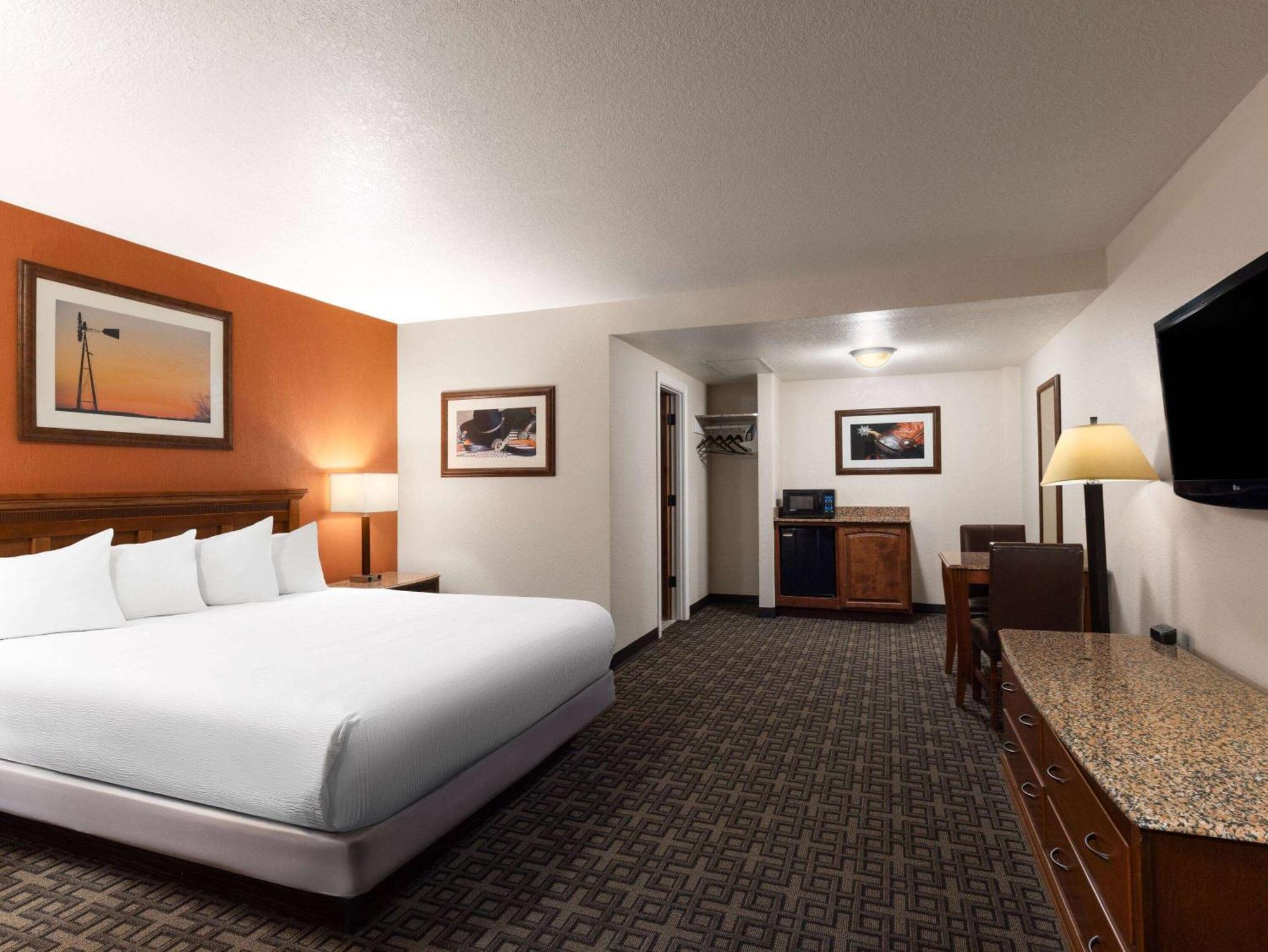 Ramada By Wyndham Elko Hotel At Stockmen'S Casino Exterior foto